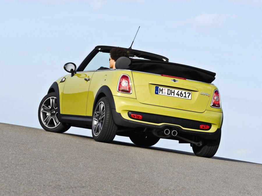  Mini Cooper S Cabrio 2009 года  (фото 9 из 130)